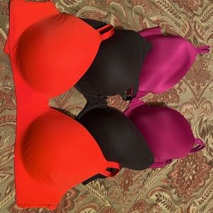 Victoria’s Secret Bras 34DD